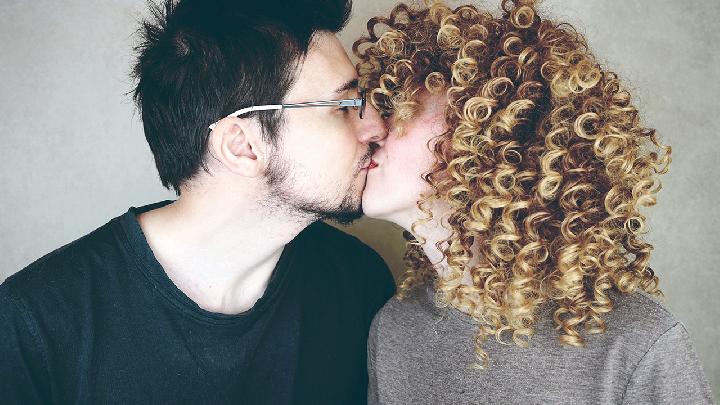 如何调节白带异常?生活中的注意事项有哪些?